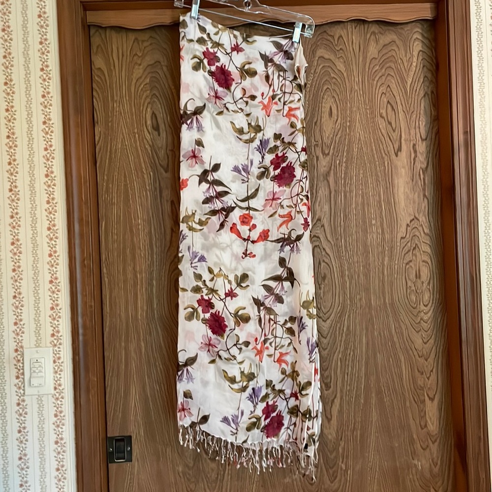 Lands’ End Scarf